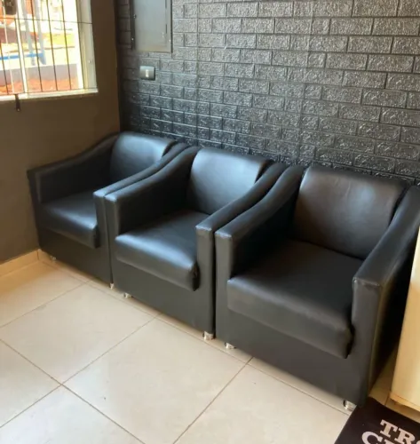 Poltrona nova apronta entrega 