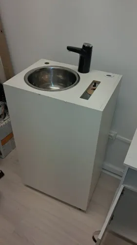 Vendo Pia Portátil com torneira USB recarregável