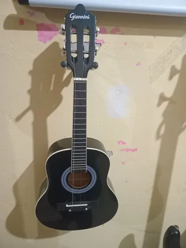Cavaquinho Gianine eletrico