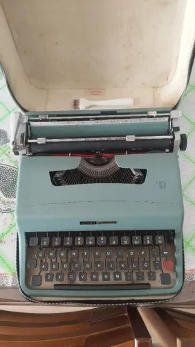 Máquina de escrever