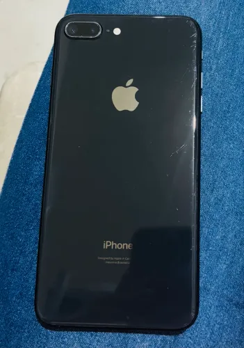 iPhone 8 Plus