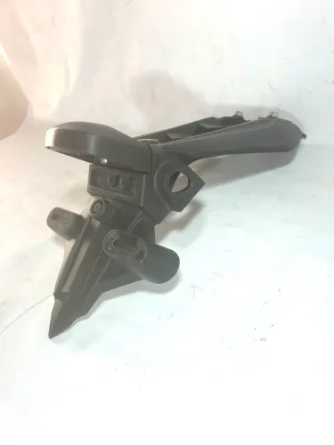 Suporte de placa original Yamaha XJ6 N F usado