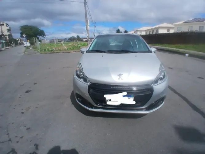 Peugeot 208 Active 1.2 Flex 12V 5P Mec. 2018