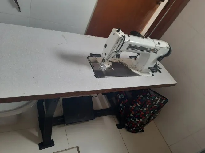 Maquina industrial singer 
