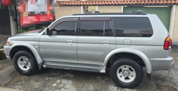 Mitsubishi Pajero GLS 3.0 V6 4P Aut. 2001