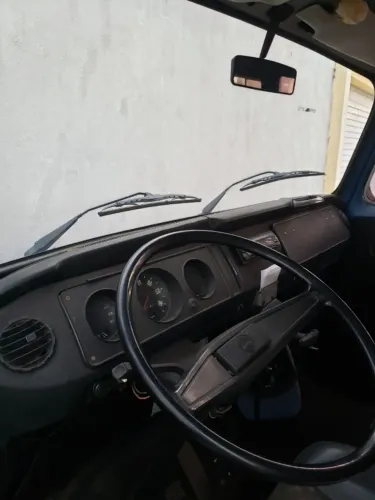 Volkswagen Kombi Standard/ Luxo/ Serie Prata 1988