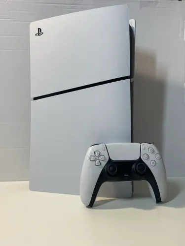 PS5 Slim - Vendo ou Troco