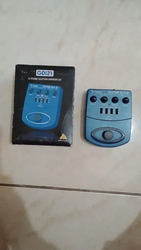 Pedal Behringer Analógico