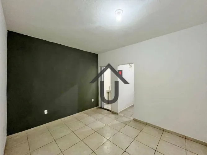 Casa para Residencia ou Comercio com 1 dormitório ou sala para alugar, 30 m² por R$ 1.822/