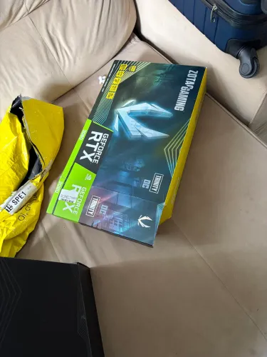 Rtx 3080 zotac dando video e funcionando mas..