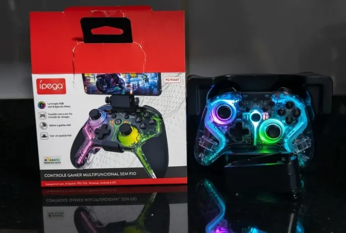Controle Gamer Multifuncional Sem Fio iPega PG-F666T - RGB 9 Cores Usado