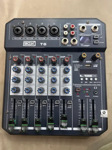Mesa de som box T6 6 canais