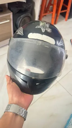 Vendo capacete protork liberty 4 com preto