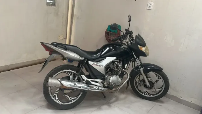 Vendo moto titan 150