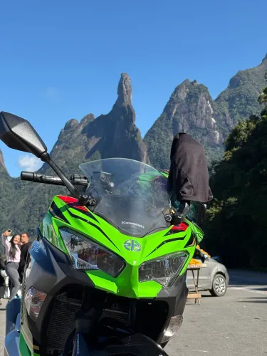 Kawasaki ninja 400 KRT EDITION