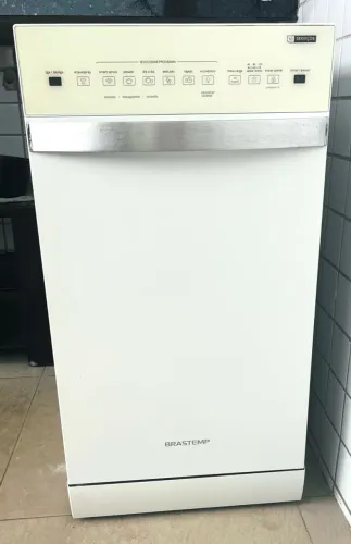 Lava-Louças Brastemp 10 Serviços - Usada Apenas 2 Vezes