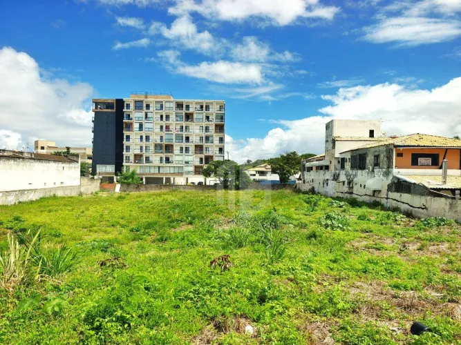 Terreno em Stella Maris 3.150m² à venda | 2 frentes | A 320m da praia | Ideal para incorpo