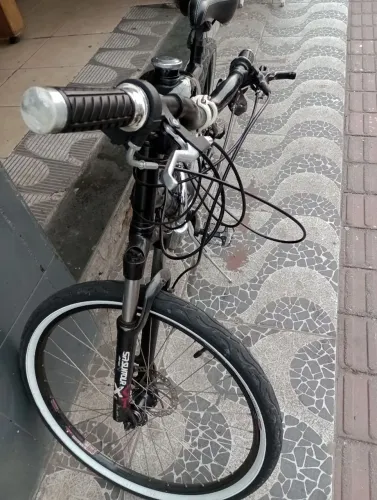 Bicicleta motorizada todas marchas funcionando.