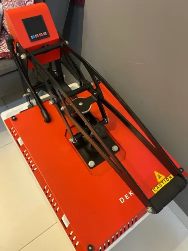 Prensa semi automática