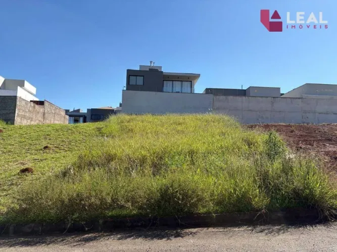 Terreno à venda, 300 m² por R$ 230.000,00 - Serra Morena - Pouso Alegre/MG