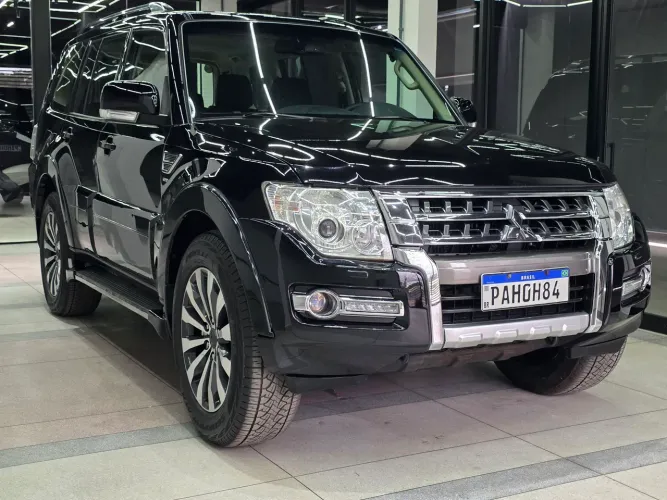 Mitsubishi Pajero HPE Full 3.2 4X4 T.i.dies. 5P AUT 2016
