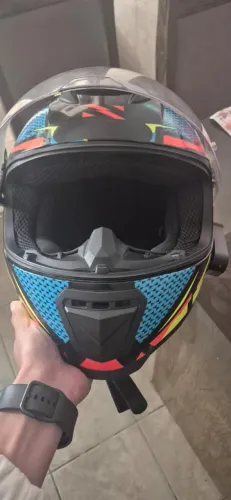 Capacete semi novo 2 meses de uso numero 58
