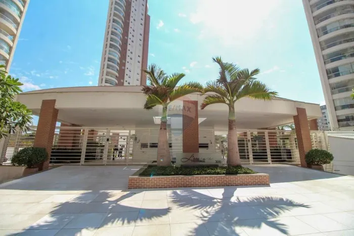 Locação de linda Cobertura Duplex Condomínio L´Essence - Parque Campolim
