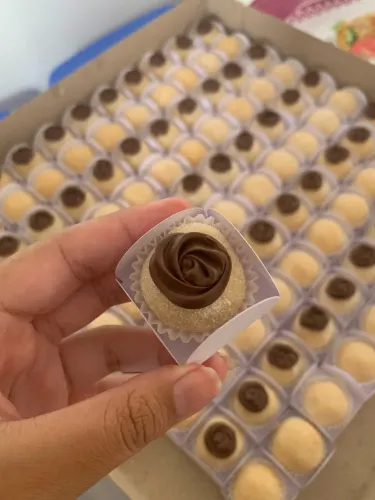 Brigadeiros gourmet e doces finos para eventos, casamentos, batizados etc!