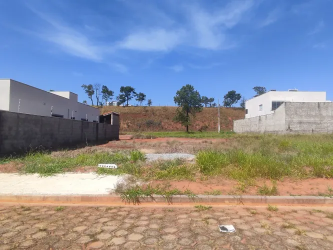 Lote Proximo Fórum