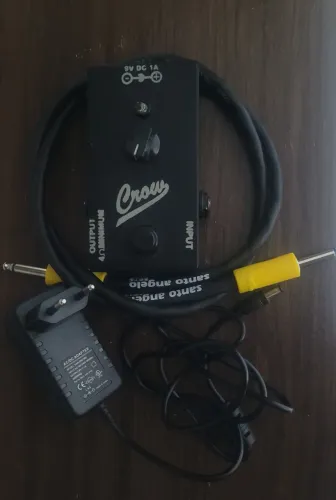 Pedal Crow Poweramp + cabo speaker