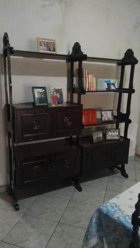 Móveis antigos