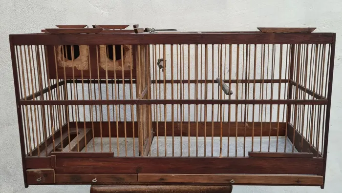 Gaiola de Passaro em madeira vintage 61cm