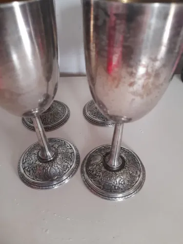 Vendo conjunto de taças antigas