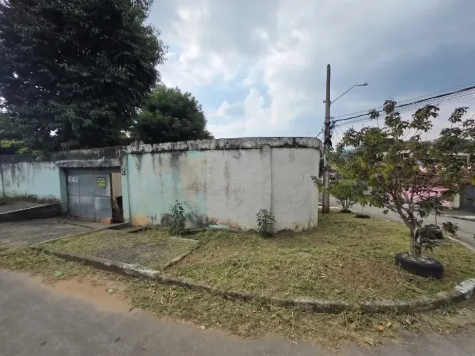 Terreno à Venda em Queimados/RJ