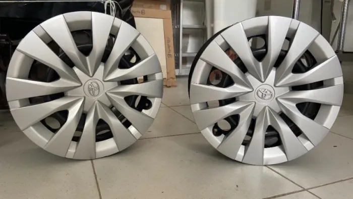 Roda ARO 15 - Toyota Yaris Hatch 2023 ORIGINAL NOVO