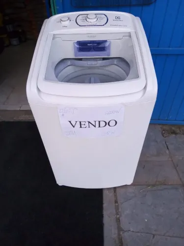 Vendo Maquina de lavar roupa Eletrolux