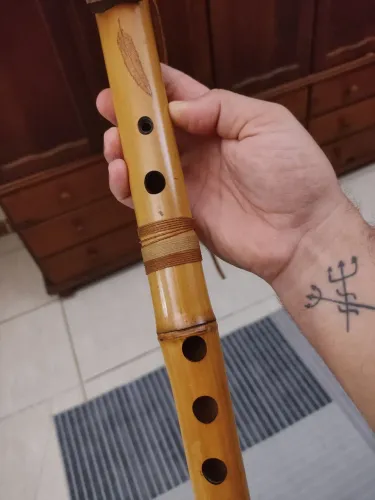 Tambor e flauta