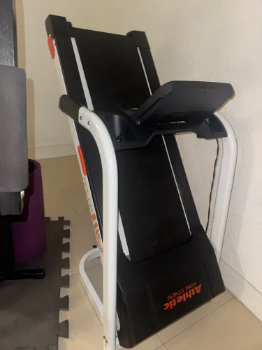 Esteira Ergométrica Athletic Advanced 550ee