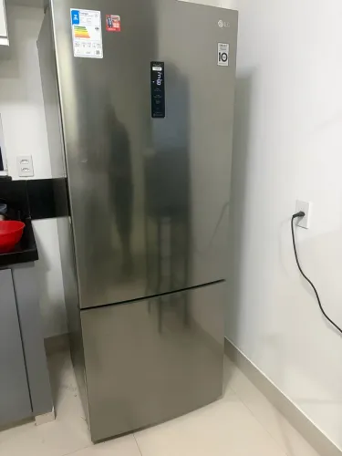 Geladeira LG Smart Inverse 451L Frost Free Inverter Inox - 1 ano e 6 meses de uso