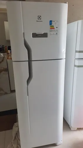 Geladeira electrolux