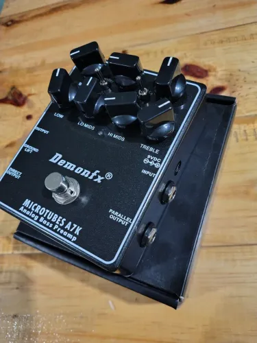Pedal demonfx bass pre amp 