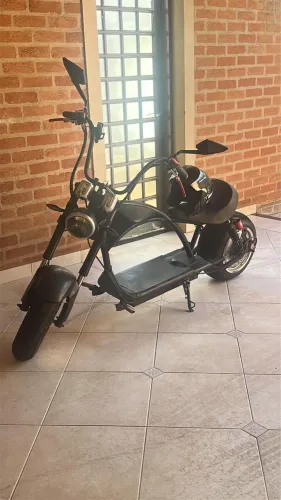 Moto elétrica Chopper
