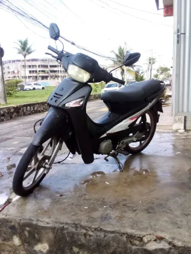 Moto shineray Phoenix funcionando perfeitamente emplacada
