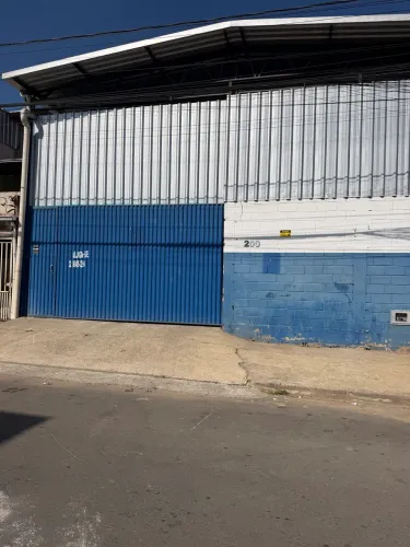 GALPÃO 300 mts