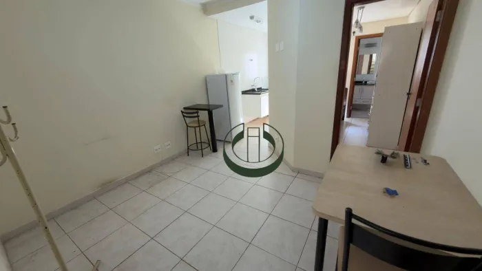 Kitnet com 1 dormitório para alugar, 20 m² por R$ 1.950,00 - Jardim Santa Genebra II (Barã