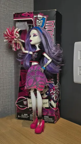boneca monster high spectra vondergeist