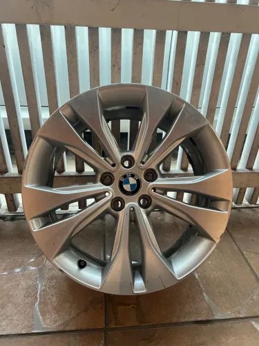 Roda BMW X1