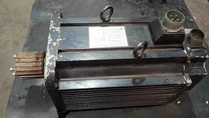 Servo Motor Modelo: USAGED-30A22K<br>Modelo: USAGED-30A2
