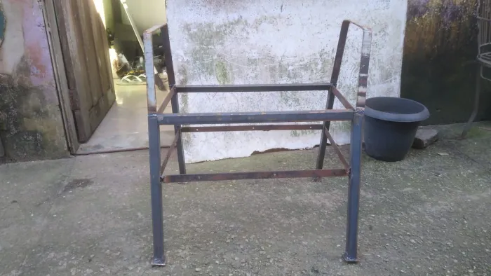 Cavalete de ferro