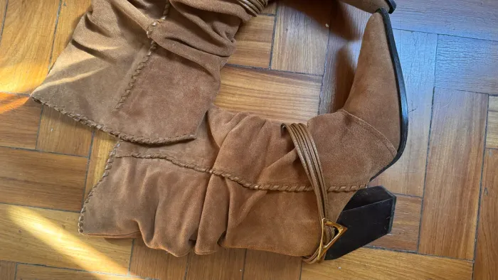 Bota couro Schutz 